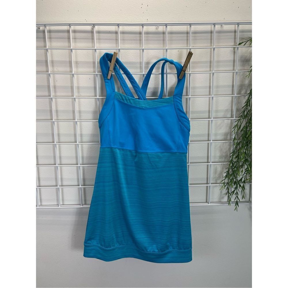 NWT Athleta M Flash Blue Crunch and Punch Tank Top Gym Run Breathable - Picture 7 of 9